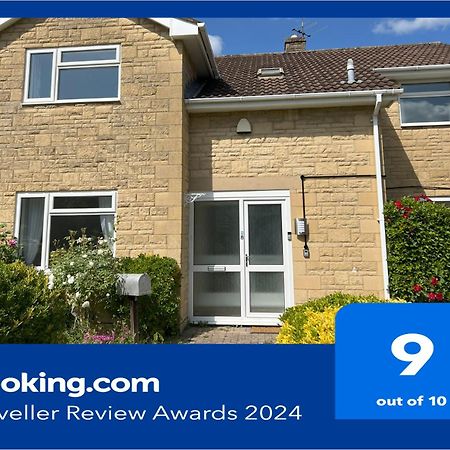 Premium Deal L Hill View Home L Last-Minute Offer L Cheltenham L Aj Properties L Perfect For Short Or Long Stays L 4Beds 4Bedrooms Extérieur photo