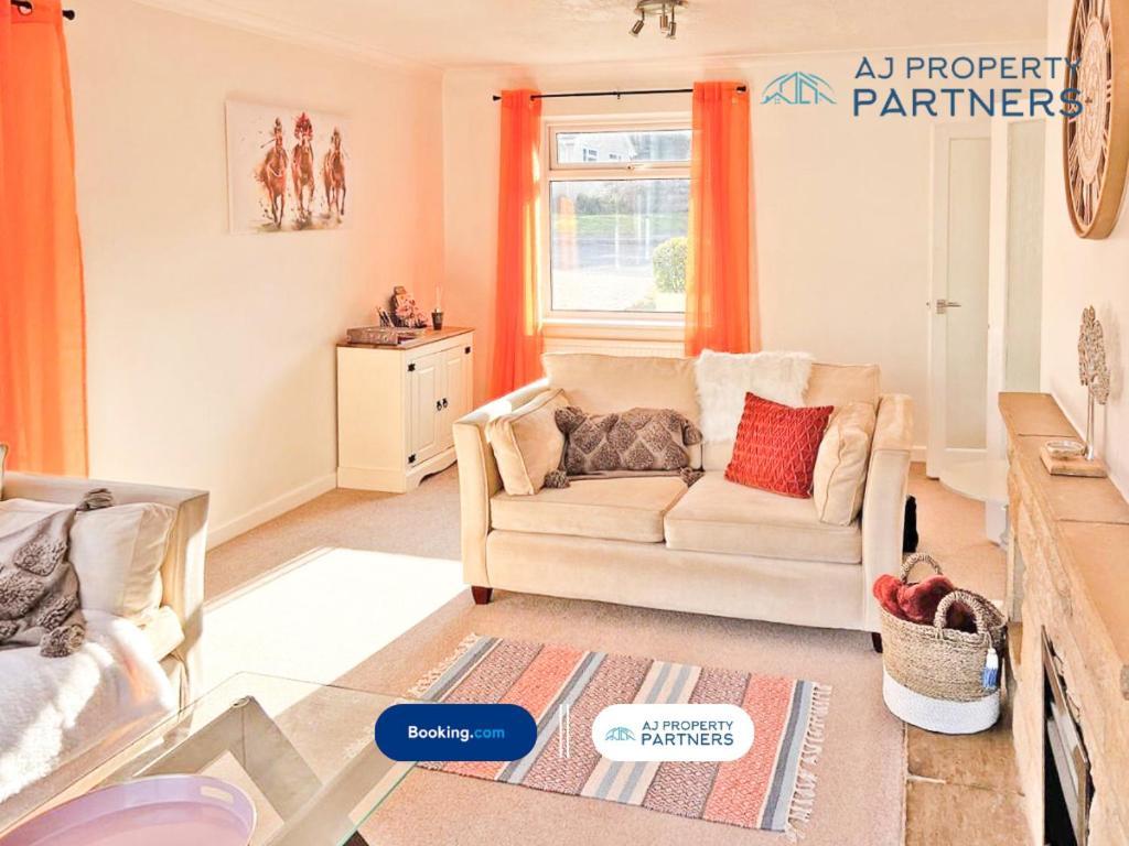 Premium Deal L Hill View Home L Last-Minute Offer L Cheltenham L Aj Properties L Perfect For Short Or Long Stays L 4Beds 4Bedrooms Extérieur photo